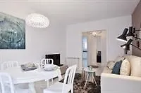 Sitges Group Beach Dreams *